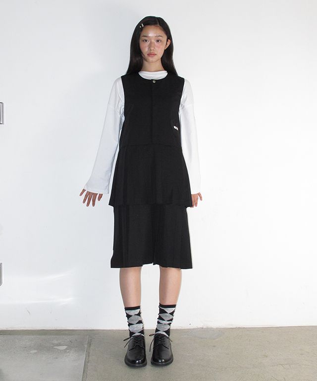 HEART POCKET HALF PLEATED DRESS BLACK