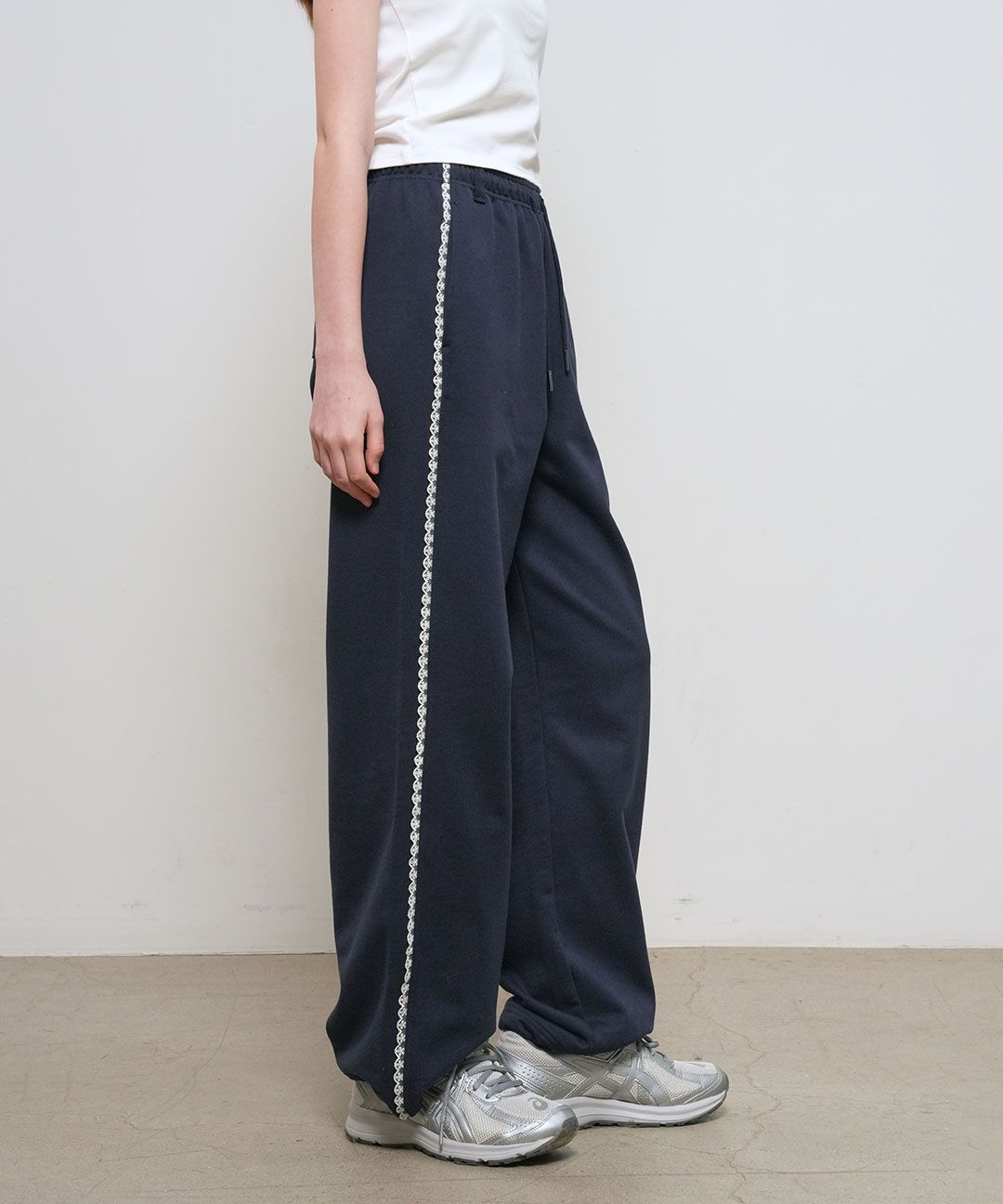Lace Trimming Sweat Pants [NAVY] / WBE2L11505